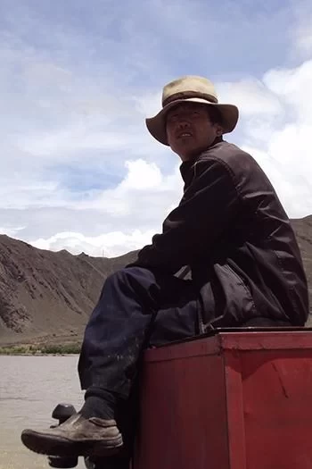 Yarlung Tsangpo River Travel Guide 