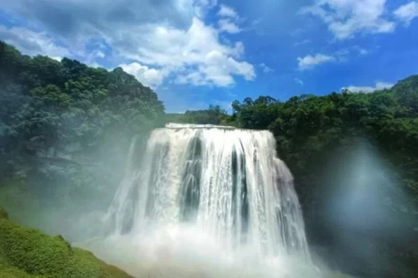 Huangguoshu Waterfall Scenic Area Travel Guide