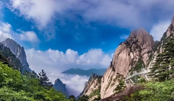 Can You Climb Mount Huangshan in One Day? Recommended One-Day Route 