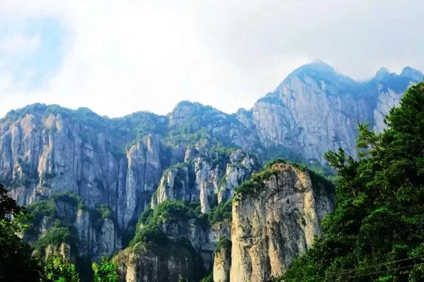 Which Scenic Spot is the Most Fun in Yandang Mountain