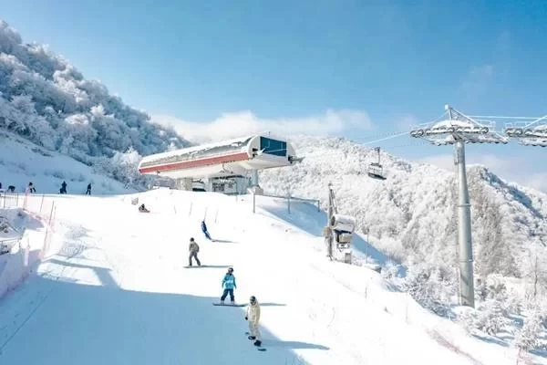 Recommended Skiing Spots in Shaanxi