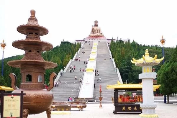 Nanshan Giant Buddha in Longkou One-Day Tour Guide