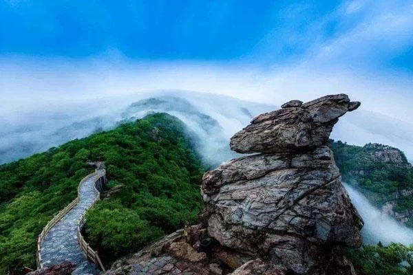 Flower and Fruit Mountain Scenic Area in Lianyungang