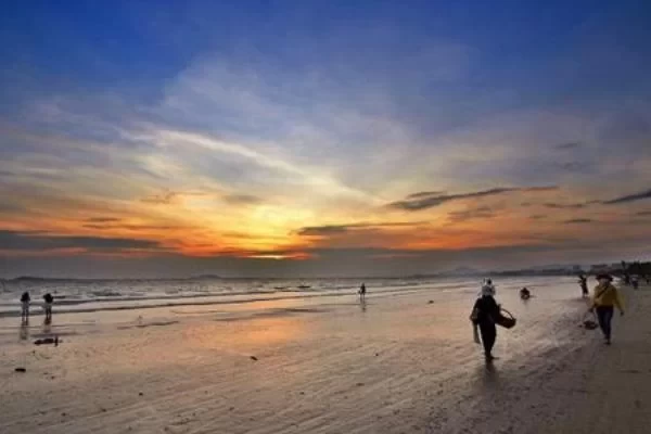 Where are the best places to go clam digging in Qingdao for free? Where are the good places for tourists to go clam digging in Qingdao?