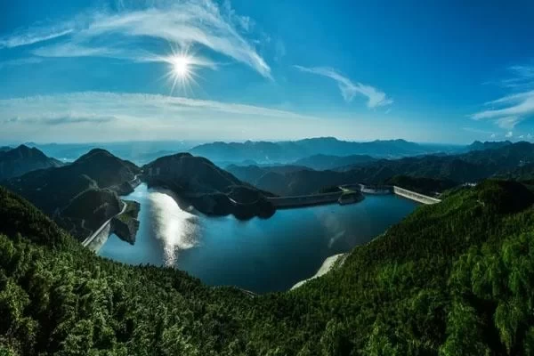 What are the attractions in the Black Elk Peak Forest Park in Changsha 