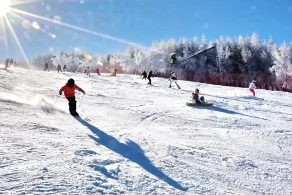 Best Ski Resorts Around Taiyuan 