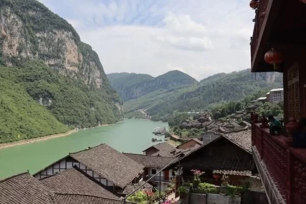 Gongtan Ancient Town One-Day Tour from Chongqing