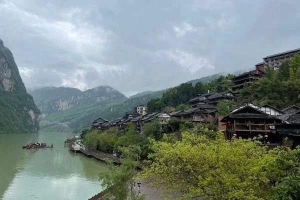 Gongtan Ancient Town One-Day Tour from Chongqing 