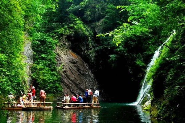 Jinshi Gorge Rafting Travel Guide with Ticket Prices