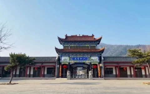 Where is Jingzi Xian Mountain? How to get there?