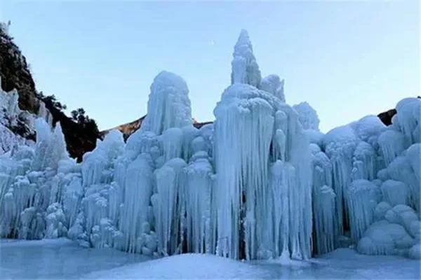 Where are the icefalls around Chongqing? These five icefalls are worth visiting. 