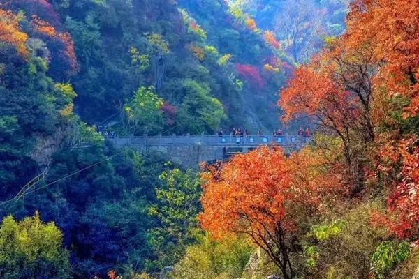 Where to go hiking around Zhengzhou 