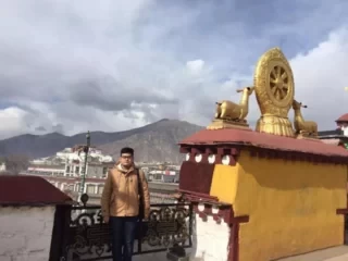 What are some fun places to visit in Tibet? 