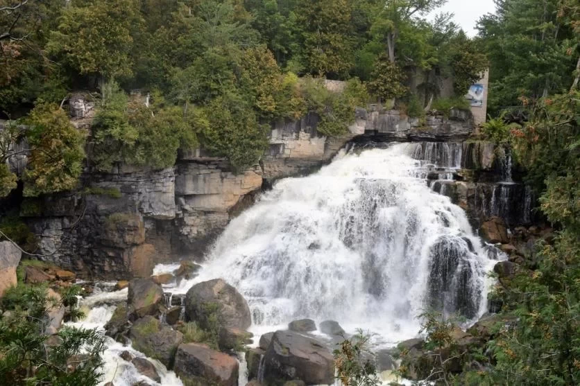 Inglis Falls Travelogue 