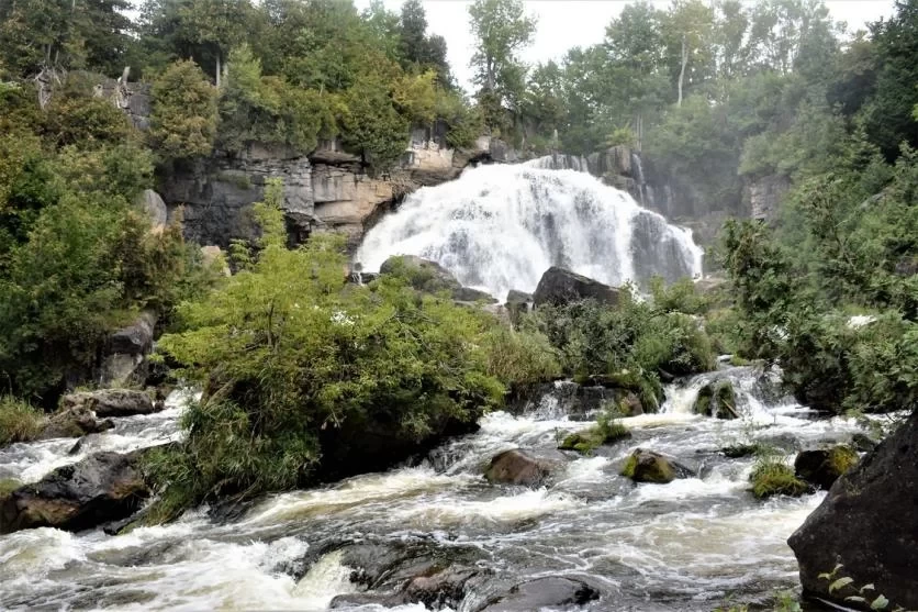 Inglis Falls Travelogue 