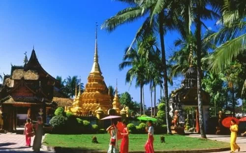 What are the attractions in Xishuangbanna? Where is Xishuangbanna fun?