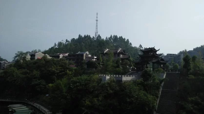 What is Chadong, the Town of "Border Town"? How far is it from Fenghuang Ancient Town? 