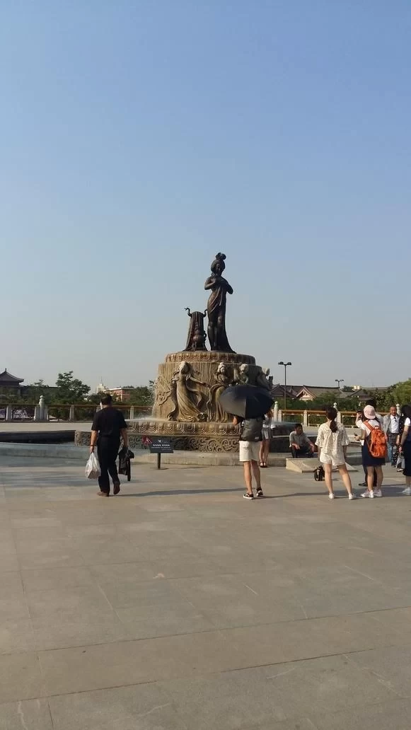 Xi'an Travelogue Essay - 800 words 