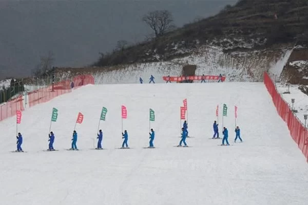 Which ski resort is the biggest in Yuncheng 