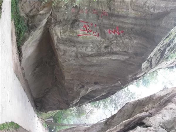 What are the must-see attractions in Cihua Mountain 