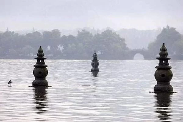 How to Explore West Lake Without Missing Anything: A West Lake One-Day Sightseeing Guide 