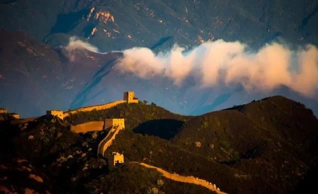 A One-Day Travel Guide to Jinshanling Great Wall 