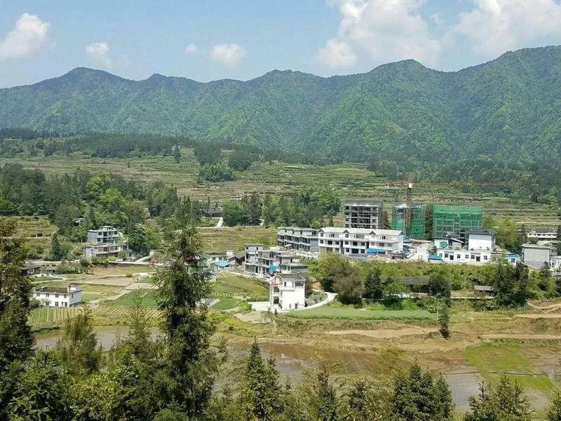 Huangjin Cave Shijiaba Xiangjia Village Grassland Self-driving Tour Strategy 