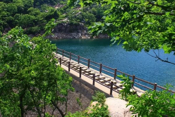 Lianyungang Yuwan Scenic Area Travel Guide 