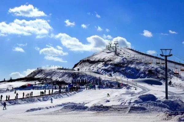 Skiing Spots Around Qingdao: Which Ski Resort is Best? 