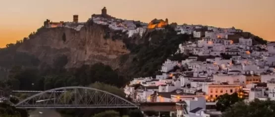 Where is Arcos de la Frontera? What are the fun things to do in Arcos de la Frontera? 