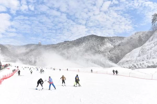 Ski Resorts in Zhejiang 