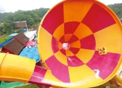 Is Jingzhou Water Park Fun? How Much are the Tickets? 