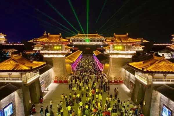 Xiangyang Tang City Night Tour Guide 