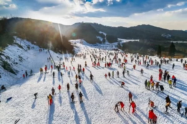 Best Skiing Spots in Guizhou: 4 Fun Ski Resorts