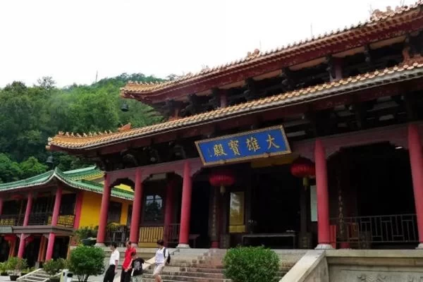 Guifeng Mountain Travel Guide 