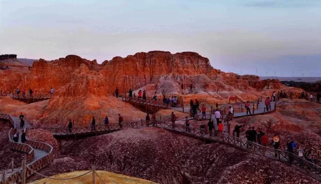 Xinjiang Wucaitan (Five-Colored Beach) on the Ertix River Travelogue 