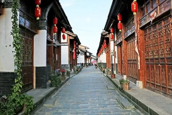 One-day Tour Route Strategy for Luojia Dam Ancient Town, Xixiang