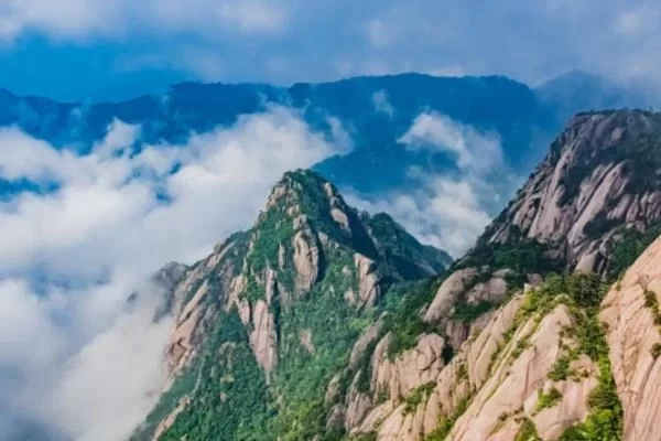 Which gate is the best to enter Huangshan Mountain by car? 