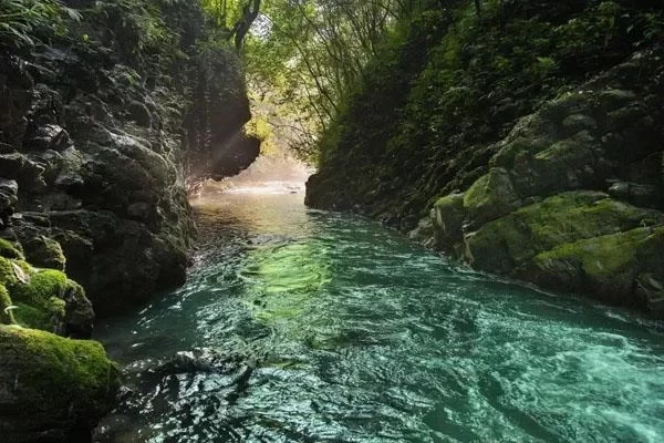 Great Camping Spots in Dazhou with Mountains and Water 