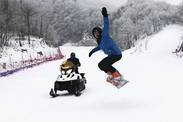 Is Shennongjia Skiing Fun? 4 Resorts to Take You from Morning to Night 