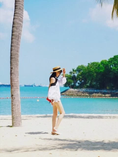 Sentosa Island Beach Guide + Outfit 