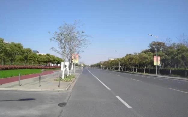 Detailed Cycling Strategy Around Yangcheng Lake 