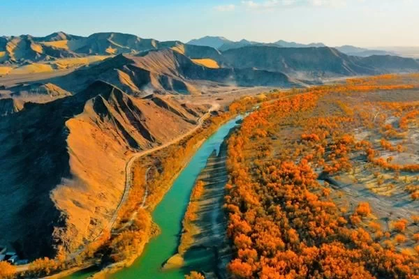 Recommended Classic Travel Routes in Southern Xinjiang 