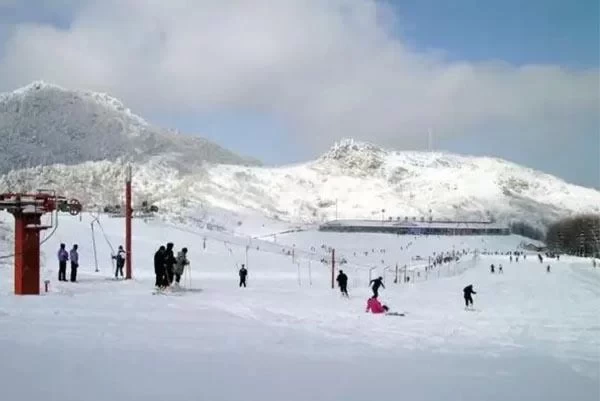 Which are the Four Major Ski Resorts in Shennongjia? Shennongjia Four Ski Resorts Strategy