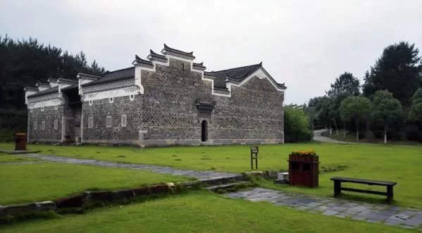 Hubei Ming and Qing Dynasty Ancient Residential Architecture Museum Guide 