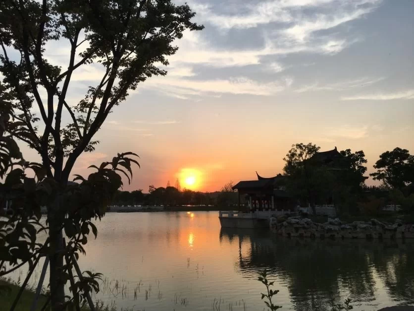 Is Stone Lake Scenic Area in Suzhou worth visiting? Bus routes to Stone Lake Scenic Area in Suzhou 