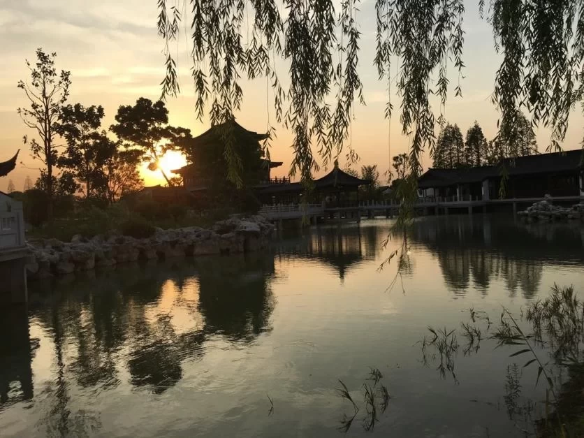 Is Stone Lake Scenic Area in Suzhou worth visiting? Bus routes to Stone Lake Scenic Area in Suzhou 