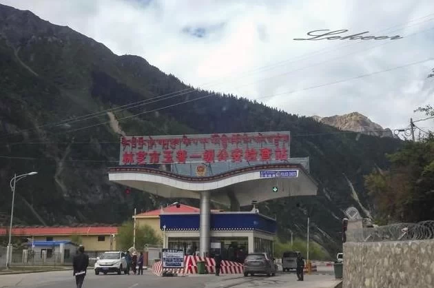 What items cannot be taken on a self-driving tour of Tibet 