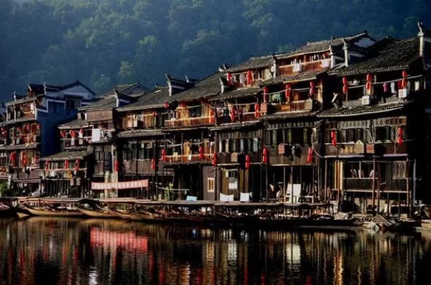 What are the tourist attractions in Guizhou? Guizhou Travel Guide 