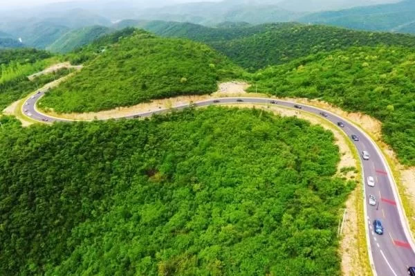 Hubei's Most Beautiful Road Trip Guide 